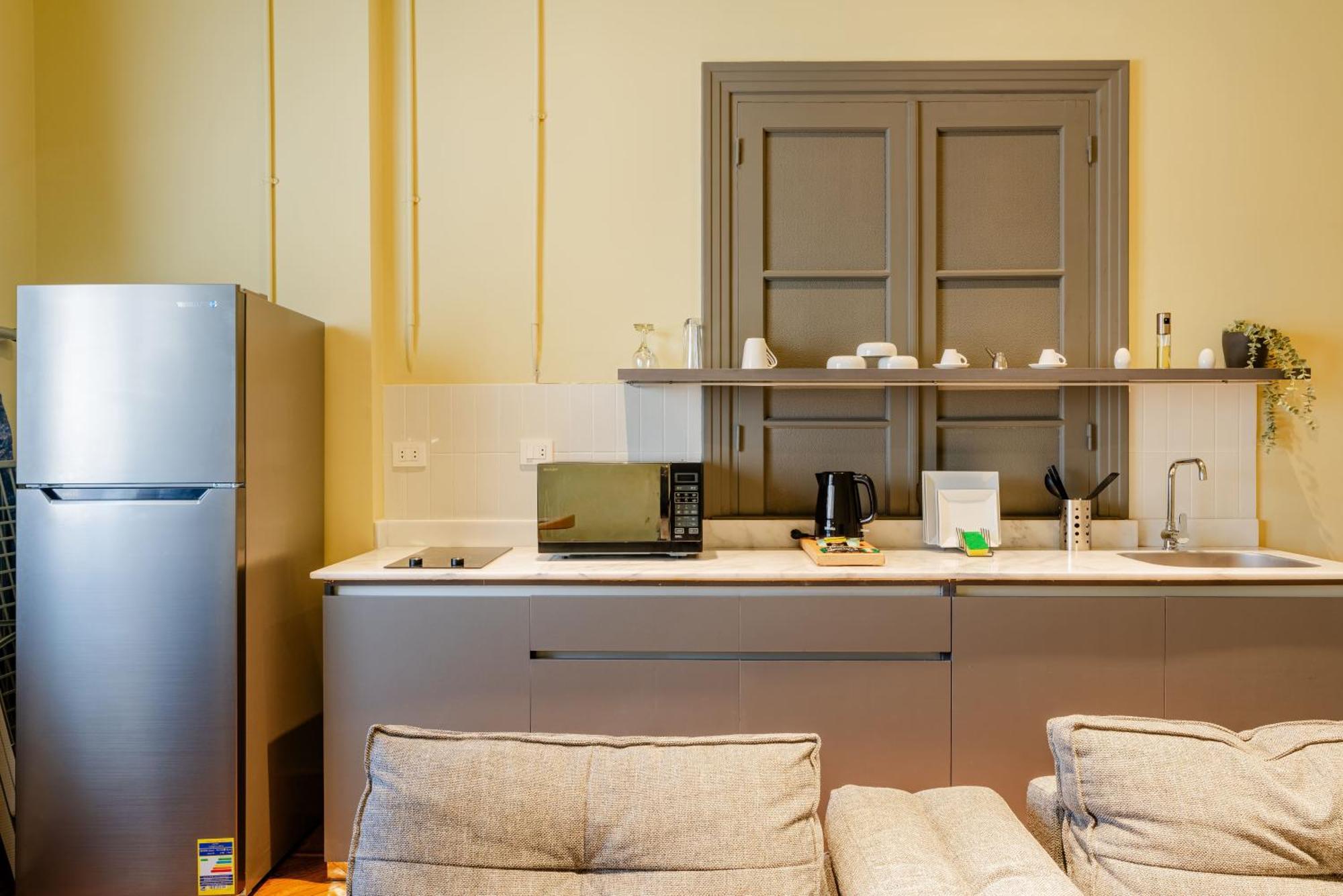 Grey L Studio Apartments Downtown Alexandria Menasce House Eksteriør billede